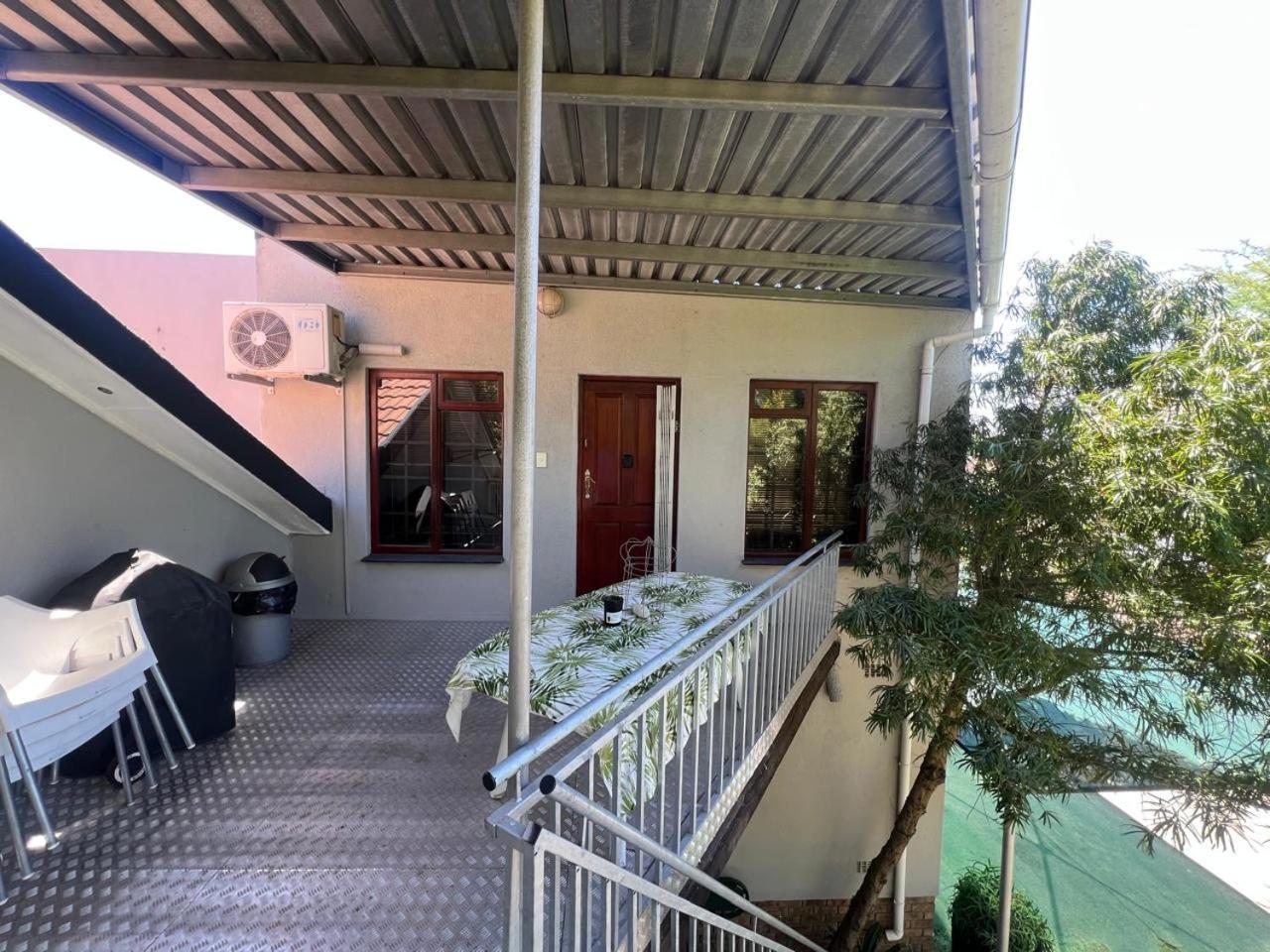 בלוויל 3 On Nebraska Accommodation מראה חיצוני תמונה