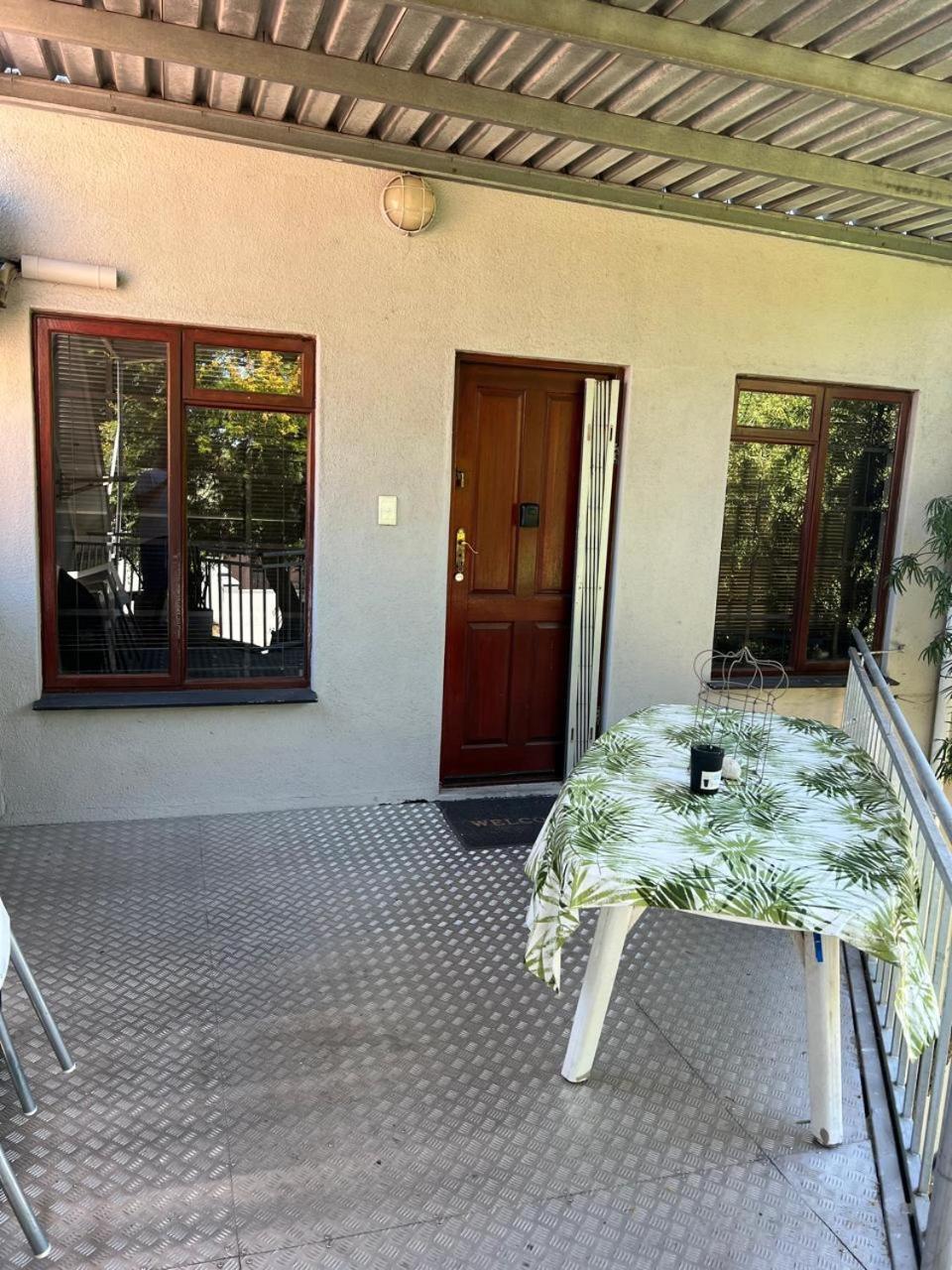 בלוויל 3 On Nebraska Accommodation מראה חיצוני תמונה
