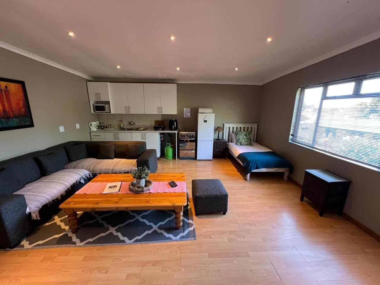 בלוויל 3 On Nebraska Accommodation מראה חיצוני תמונה